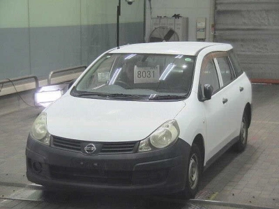 NISSAN AD VAN