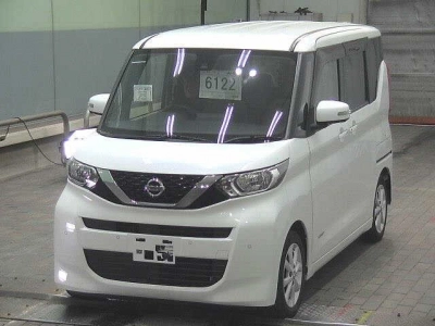 NISSAN ROOX