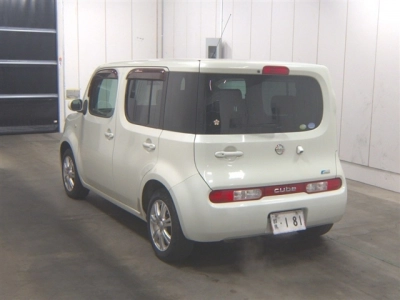 NISSAN CUBE