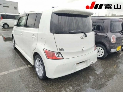 TOYOTA BB
