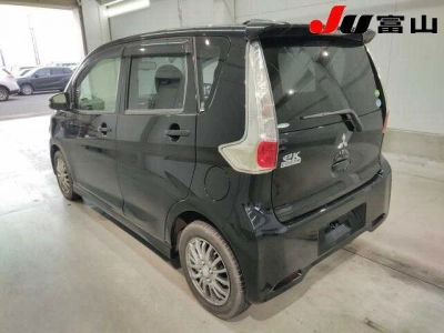 MITSUBISHI EK CUSTOM