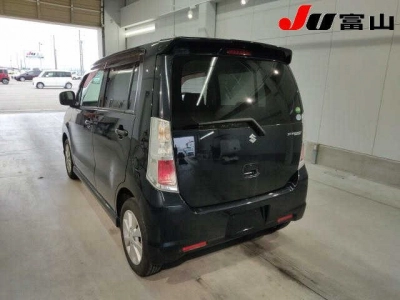 SUZUKI WAGON R STINGRAY