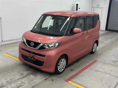 NISSAN ROOX