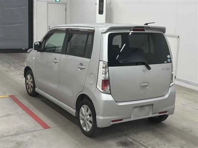 SUZUKI WAGON R STINGRAY