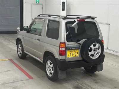 MITSUBISHI PAJERO MINI