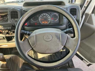 MITSUBISHI FUSO CANTER GUTS