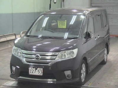 NISSAN SERENA