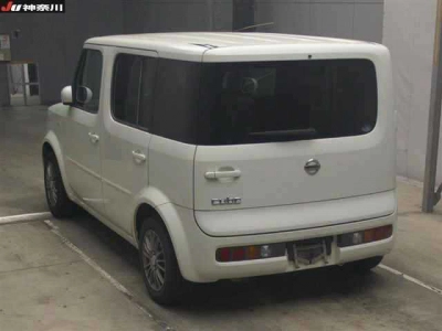 NISSAN CUBE
