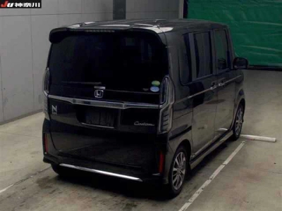 HONDA N BOX CUSTOM