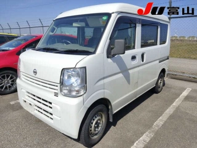 NISSAN CLIPPER VAN