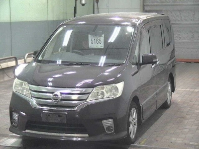 NISSAN SERENA