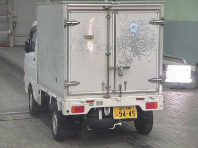 NISSAN NT100 CLIPPER