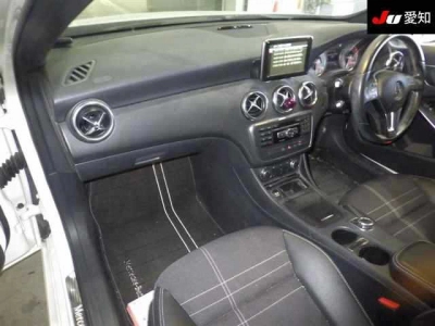 MERCEDES BENZ A CLASS