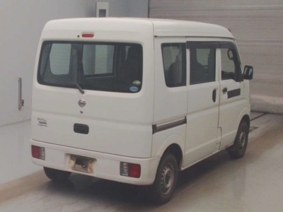 NISSAN CLIPPER VAN