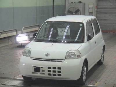 DAIHATSU ESSE