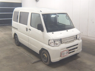 NISSAN NV100 CLIPPER