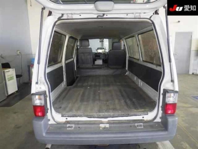 MAZDA BONGO VAN