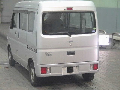 NISSAN NV100 CLIPPER