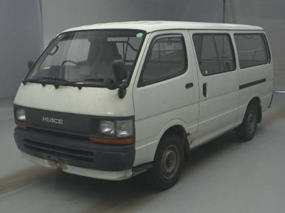 TOYOTA HIACE VAN