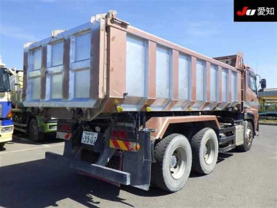 NISSAN DIESEL (UD) QUON