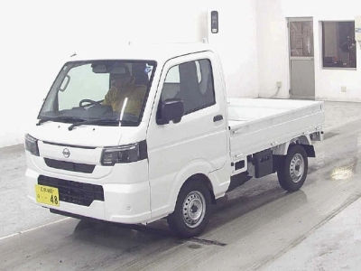 NISSAN CLIPPER TRUCK