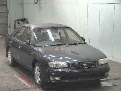 NISSAN BLUEBIRD
