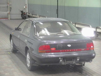 NISSAN BLUEBIRD