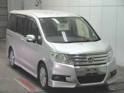 HONDA STEPWGN SPADA