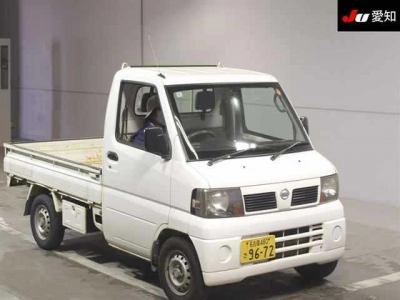NISSAN CLIPPER TRUCK