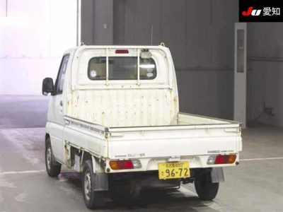 NISSAN CLIPPER TRUCK
