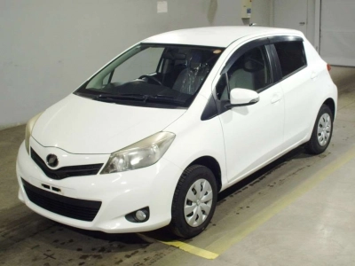 TOYOTA VITZ