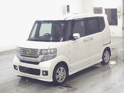 HONDA N BOX CUSTOM
