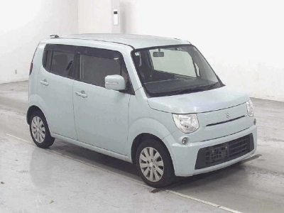 SUZUKI MRWAGON
