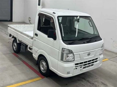 NISSAN NT100 CLIPPER
