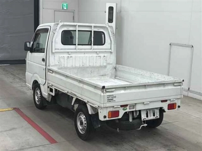 NISSAN NT100 CLIPPER