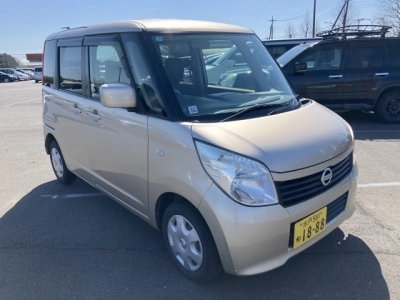 NISSAN ROOX