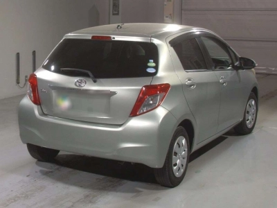 TOYOTA VITZ