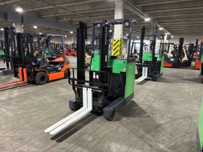 TOYOTA  FORKLIFT 