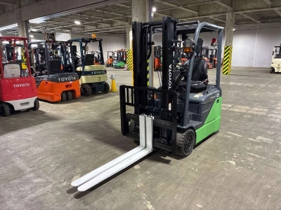 TOYOTA  FORKLIFT 