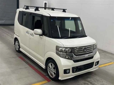 HONDA N BOX CUSTOM