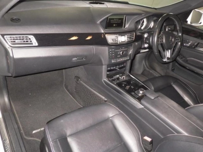 MERCEDES BENZ E CLASS STATION WAGON