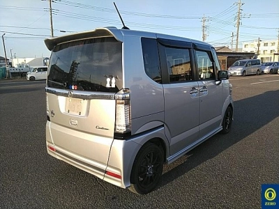 HONDA N BOX +