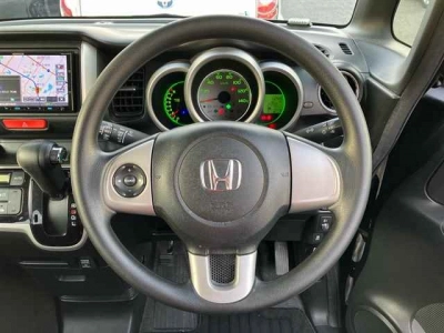 HONDA N BOX +