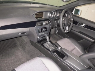 MERCEDES BENZ C CLASS