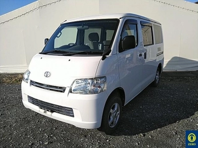 TOYOTA TOWN ACE VAN