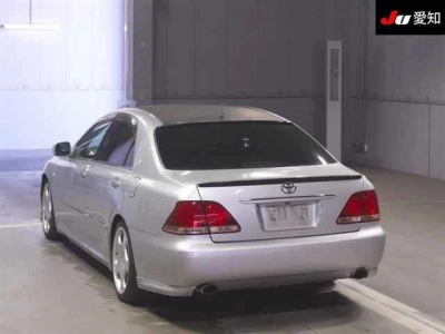 TOYOTA CROWN ATHLETE