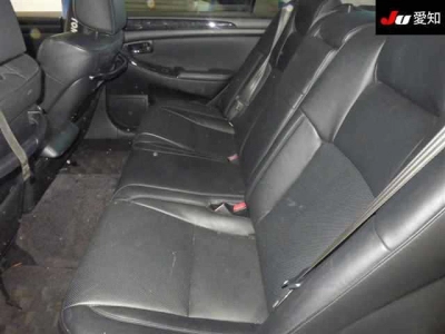 TOYOTA CROWN ATHLETE