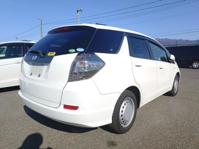 HONDA FIT SHUTTLE