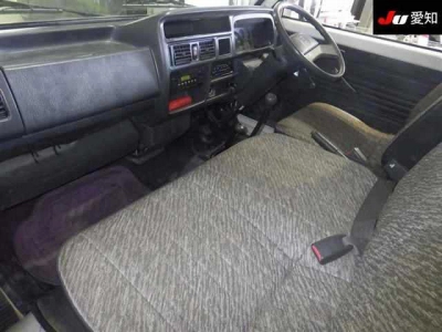 NISSAN VANETTE TRUCK