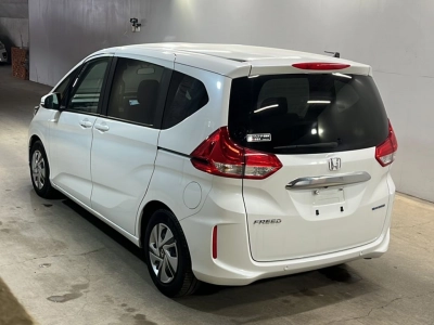 HONDA FREED HYBRID